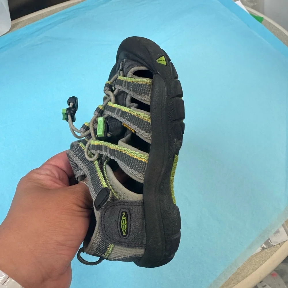 Keen Gray and Green Outdoor Sandals with Protective Toe - Picture 4 of 8
